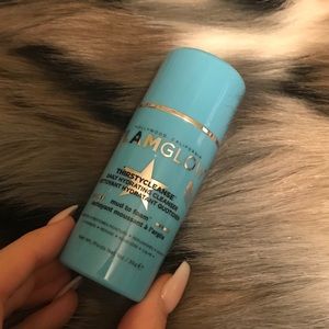 Glamglow thirsty cleanse face wash